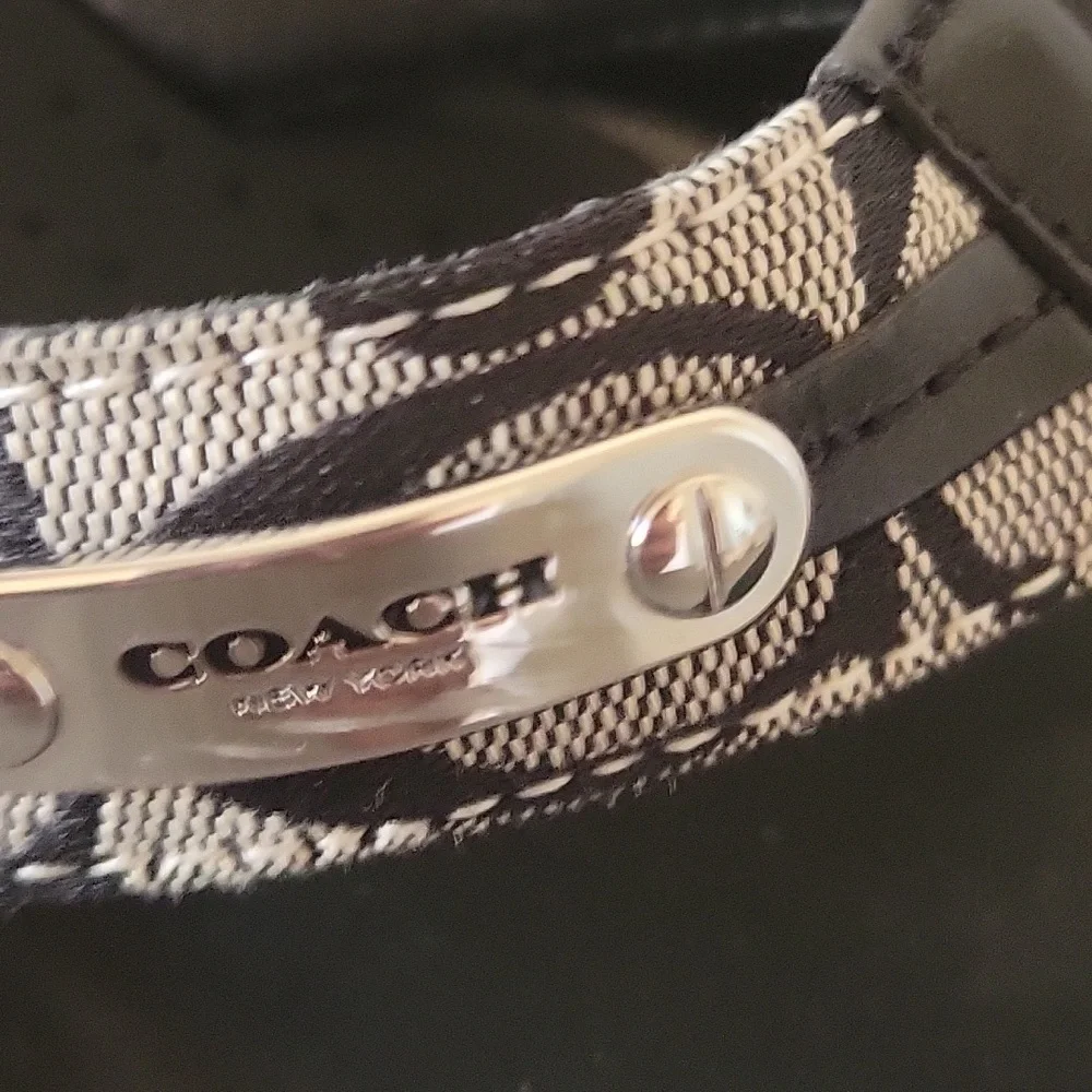 Coach Sandals - Picture 4 of 4